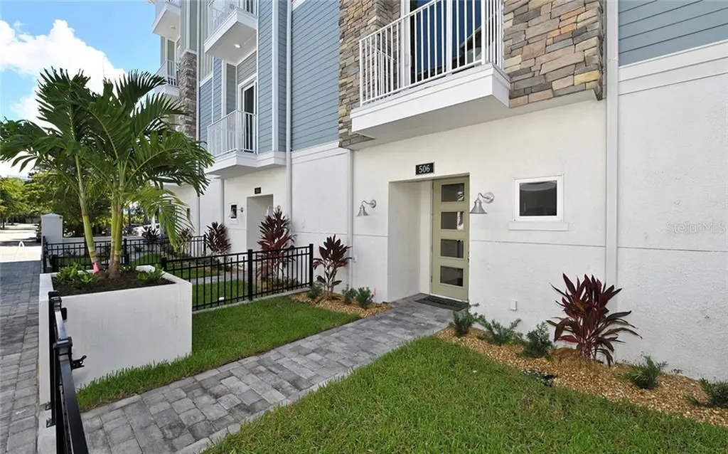 506 Laurel Park Drive Sarasota FL 34236
