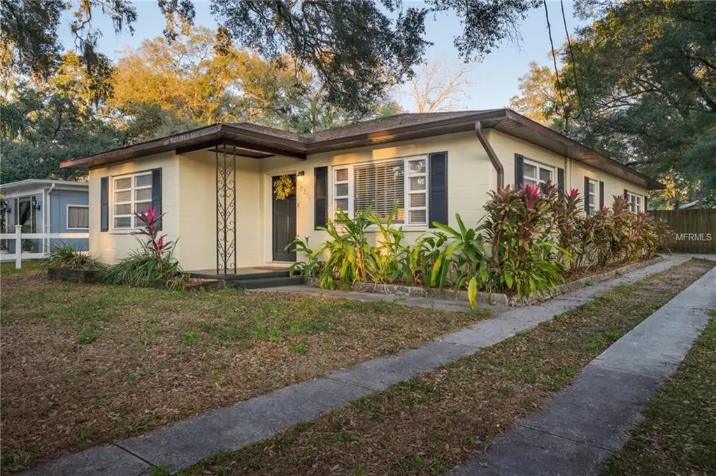 7211 N Ola Avenue Tampa FL 33604