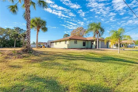 9877 Gulfstream Boulevard Englewood FL 34224