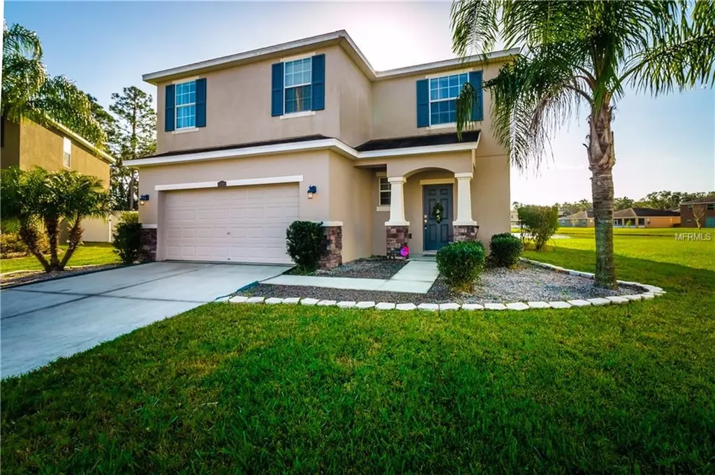 2606 Holly Bluff Court Plant City FL 33566