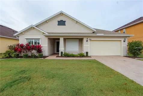 4924 Whistling Wind Avenue Kissimmee FL 34758