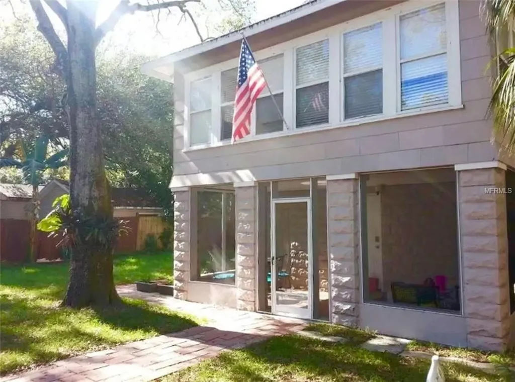 2629 4th Street S St Petersburg FL 33705
