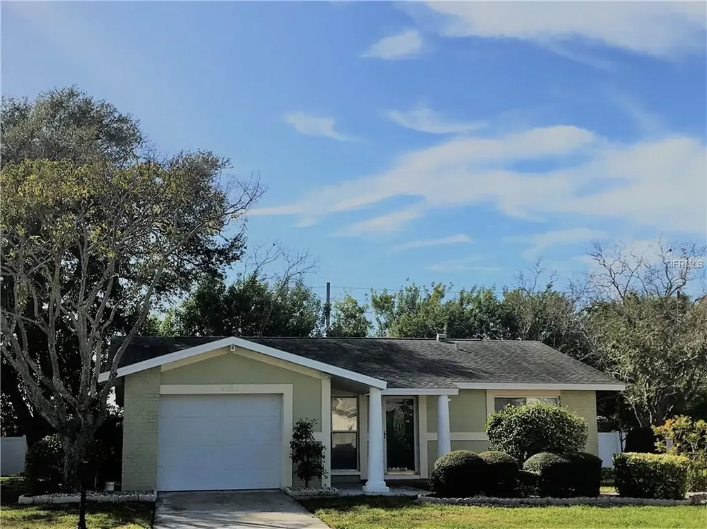 4524 Bear Lake Court Clearwater FL 33762