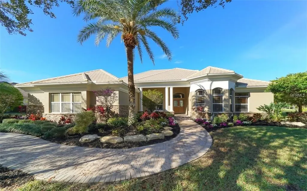 7462 Cabbage Palm Court Sarasota FL 34241