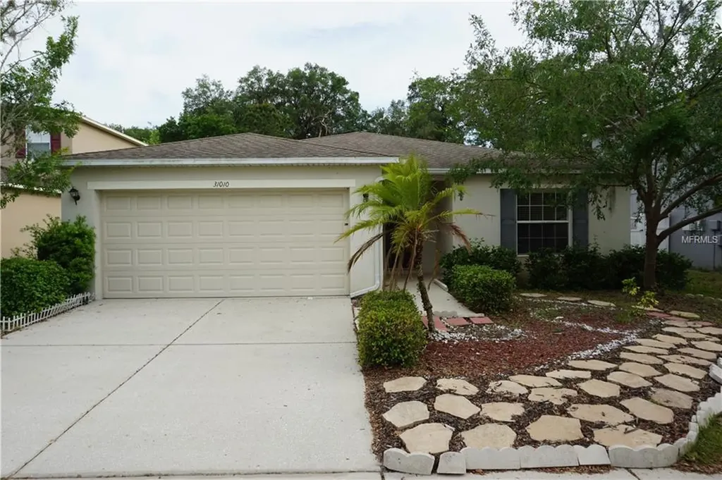 31010 Mandolin Cay Avenue Wesley Chapel FL 33543