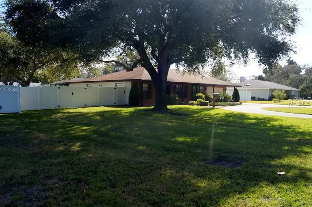 2303 51st Street W Bradenton FL 34209