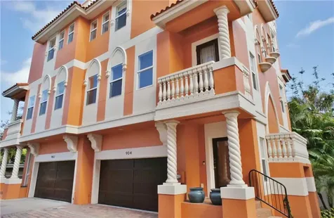 904 Villa Venicia Way Tampa FL 33606