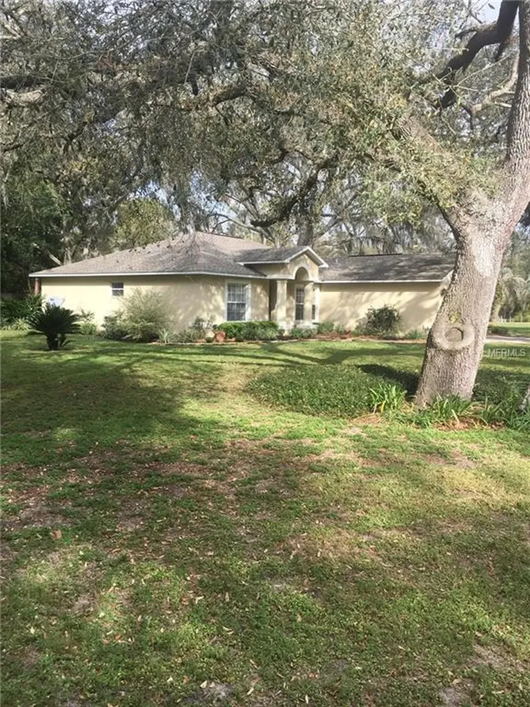 34001 Madison Avenue Dade City FL 33523