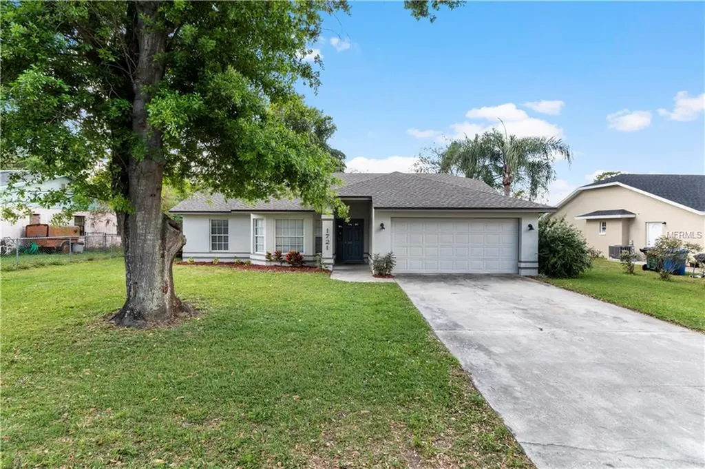 1721 Sandalwood Circle SW Winter Haven FL 33880