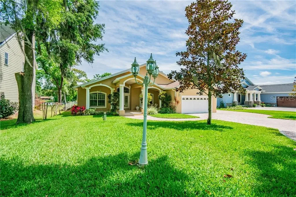 18627 Hanna Road Lutz FL 33549