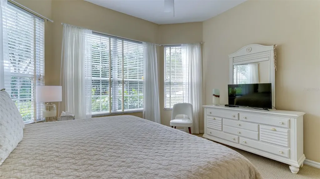 6920 Lennox Place University Park FL 34201