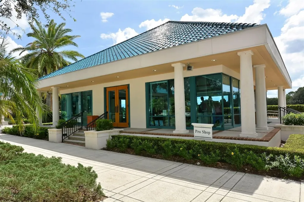 6920 Lennox Place University Park FL 34201