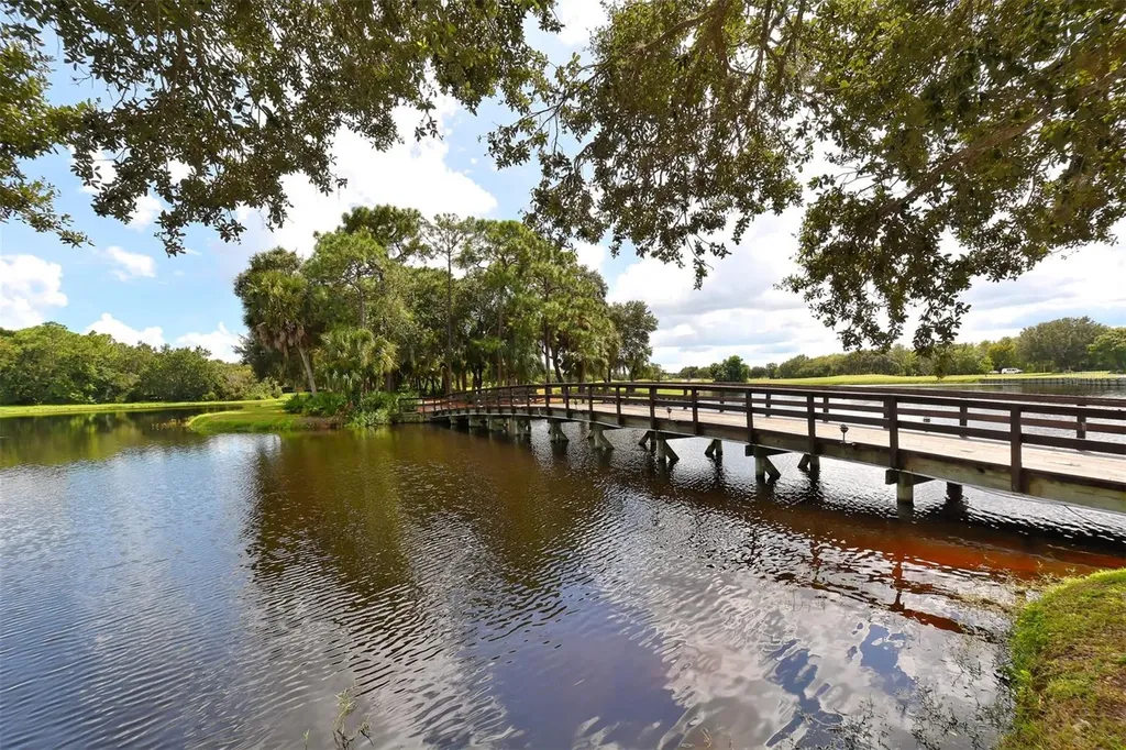 6920 Lennox Place University Park FL 34201