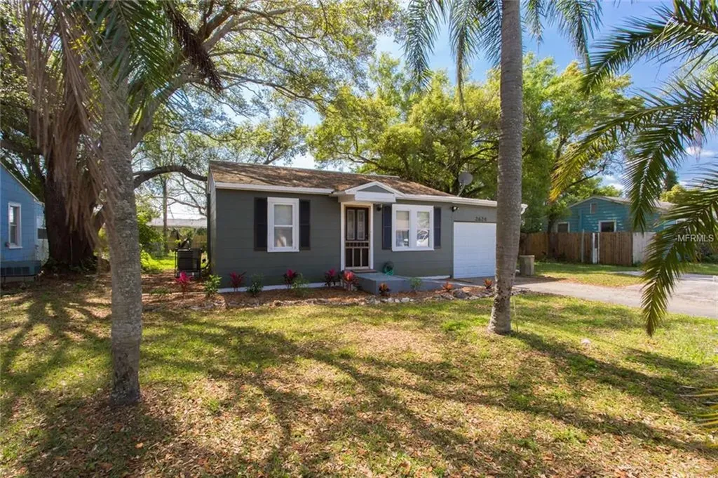 2624 47th Avenue N St Petersburg FL 33714