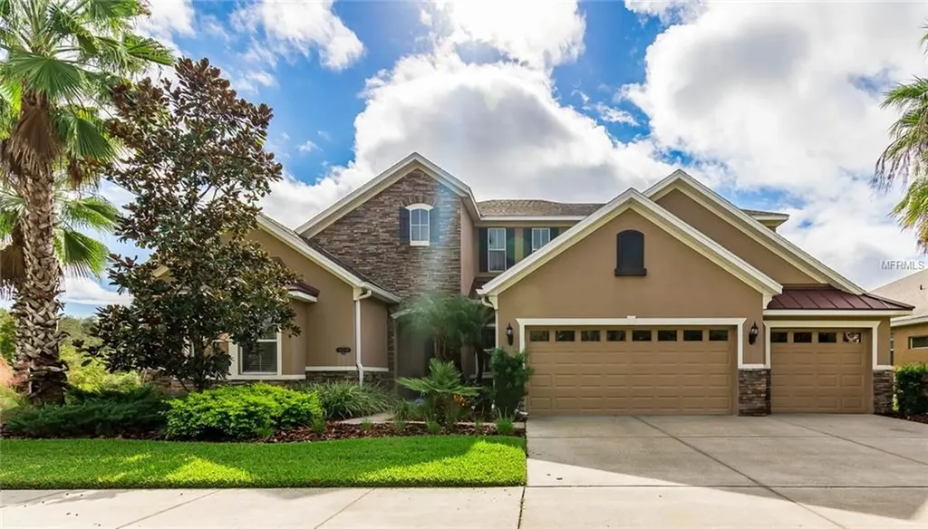 10519 Mistflower Lane Tampa FL 33647