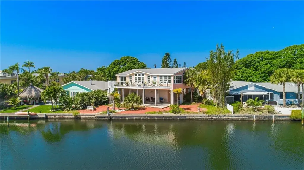 2800 45th Street S Gulfport FL 33711