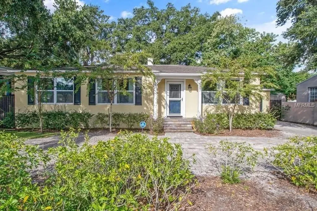 2807 S Manhattan Avenue Tampa FL 33629