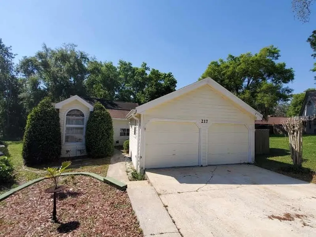 217 W Long Creek Cove Longwood FL 32750