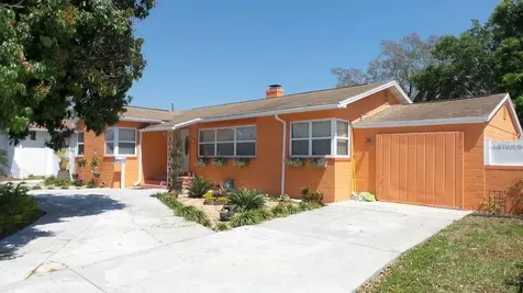 1215 49th Street N St Petersburg FL 33710
