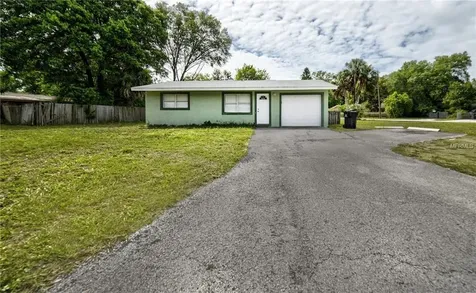 7212 50th Avenue N St Petersburg FL 33709