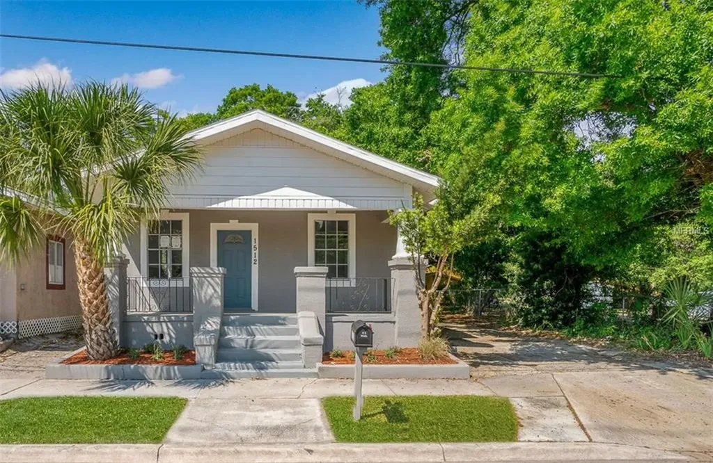 1512 E Lake Avenue Tampa FL 33610