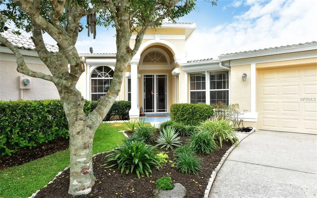 6762 Paseo Castille Sarasota FL 34238