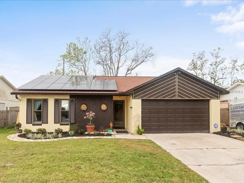 5614 Axiom Avenue Orlando FL 32839