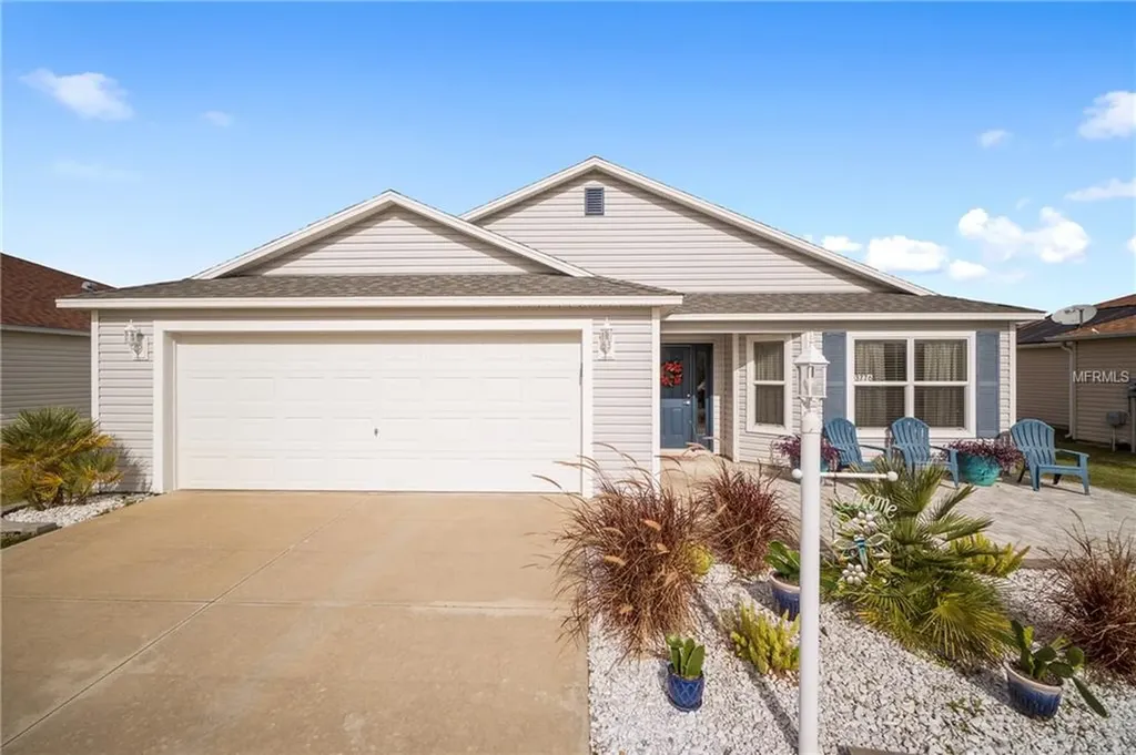 3776 New Moon Avenue The Villages FL 32163