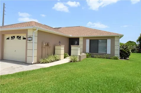 6404 Laurelwood Drive Zephyrhills FL 33542