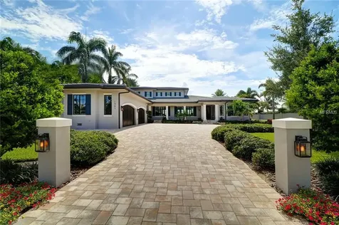 1901 Brightwaters Boulevard NE St Petersburg FL 33704