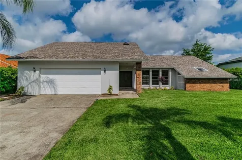 9561 Merrimoor Boulevard Seminole FL 33777
