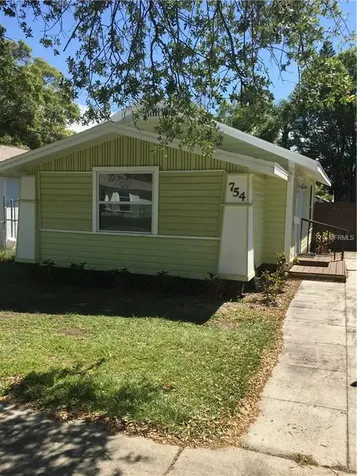 754 15th Avenue S St Petersburg FL 33701