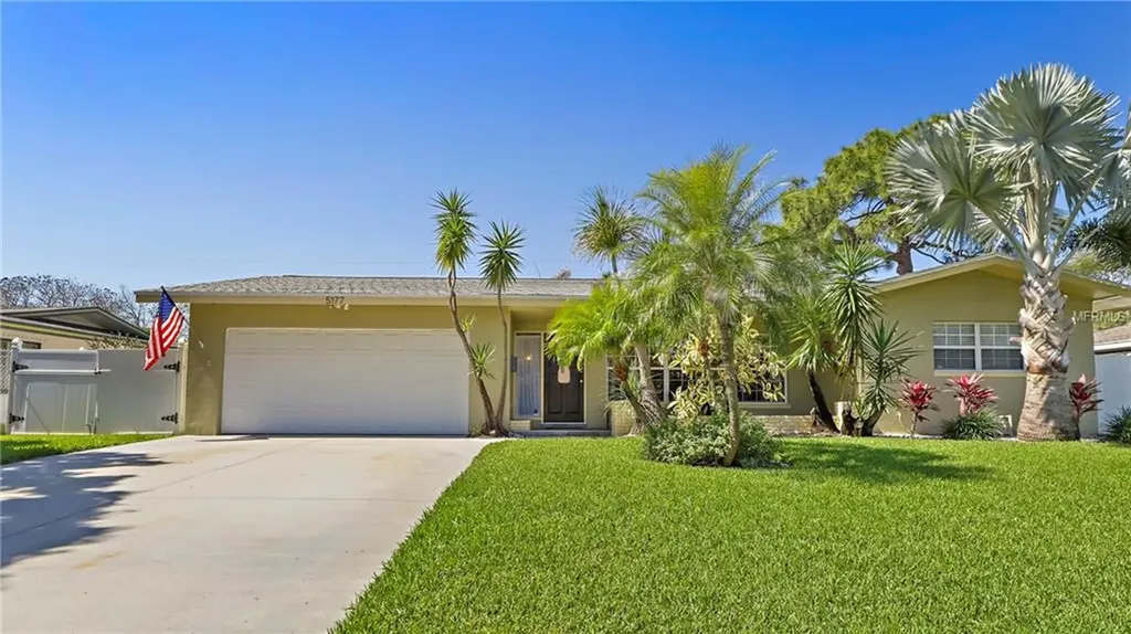 5177 40th Street S St Petersburg FL 33711