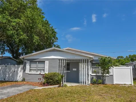 5723 Dartmouth Avenue N St Petersburg FL 33710