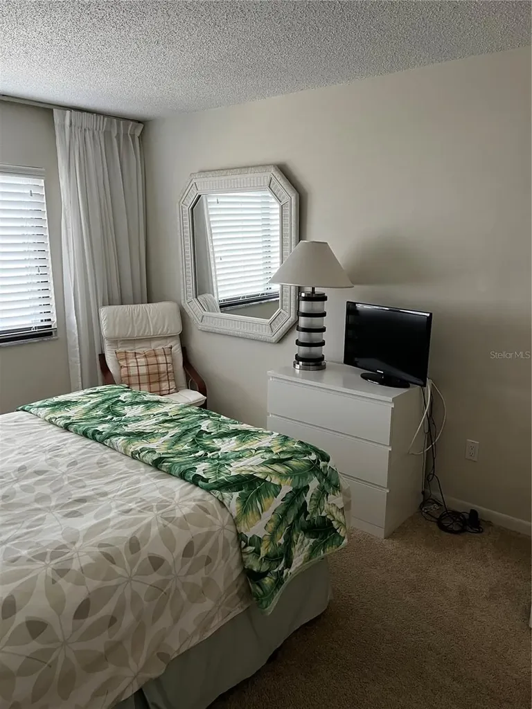 1102 Ben Franklin Drive Sarasota FL 34236