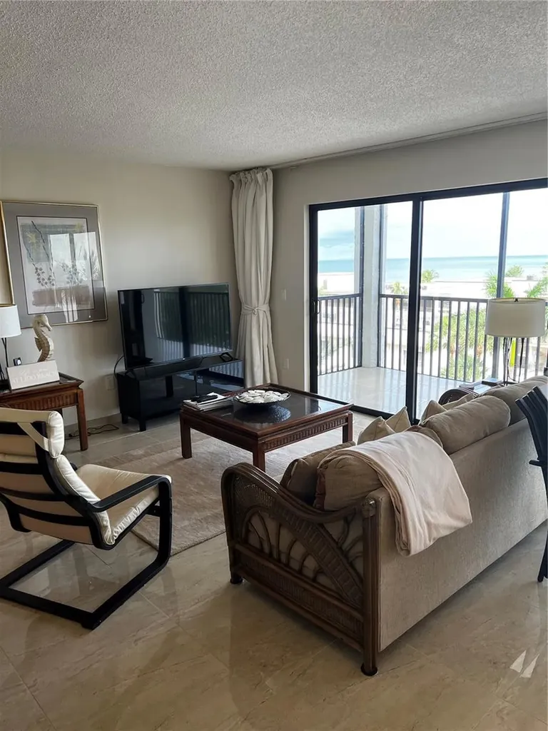 1102 Ben Franklin Drive Sarasota FL 34236
