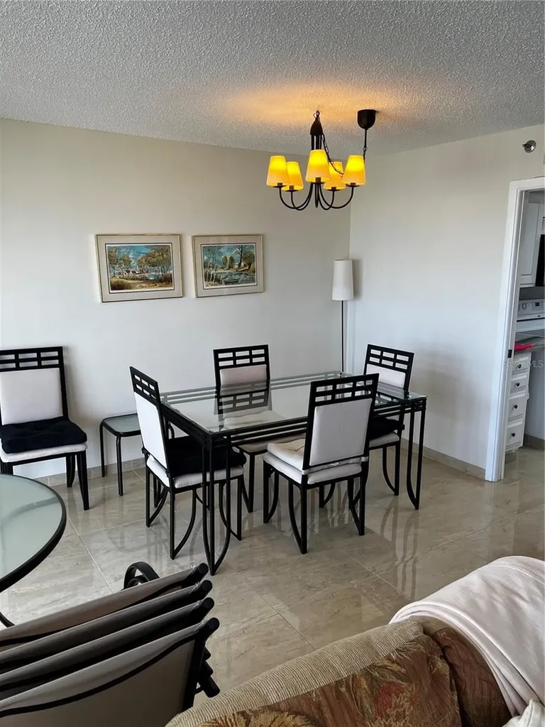 1102 Ben Franklin Drive Sarasota FL 34236