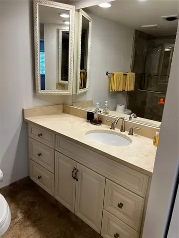 1102 Ben Franklin Drive Sarasota FL 34236