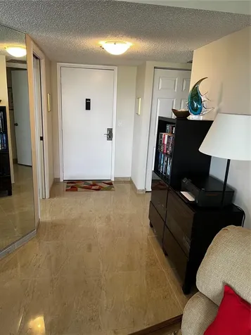 1102 Ben Franklin Drive Sarasota FL 34236