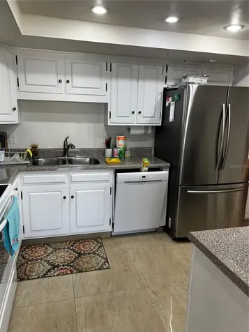 1102 Ben Franklin Drive Sarasota FL 34236