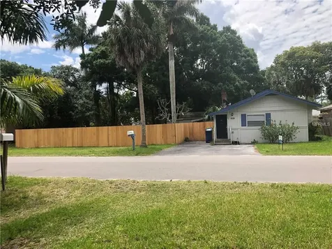 609 28th Avenue W Bradenton FL 34205