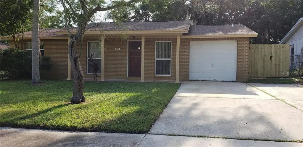 1008 Applewood Drive Clearwater FL 33759