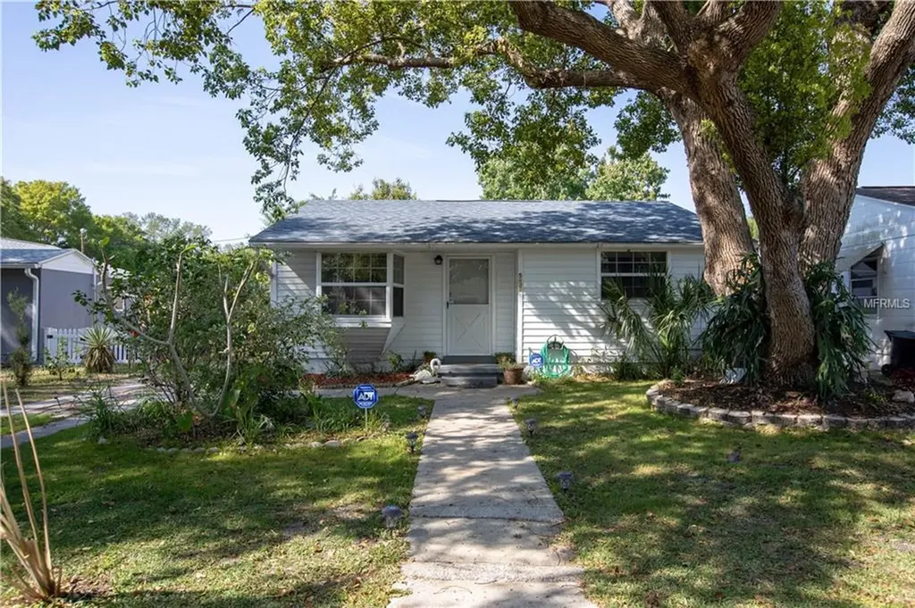 5621 14th Avenue S Gulfport FL 33707