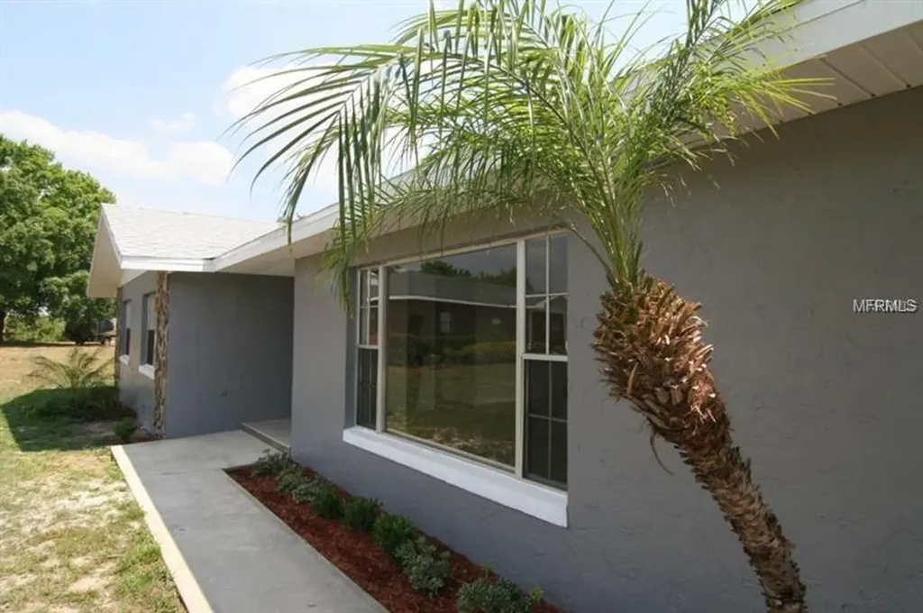 312 Carmela Circle Frostproof FL 33843