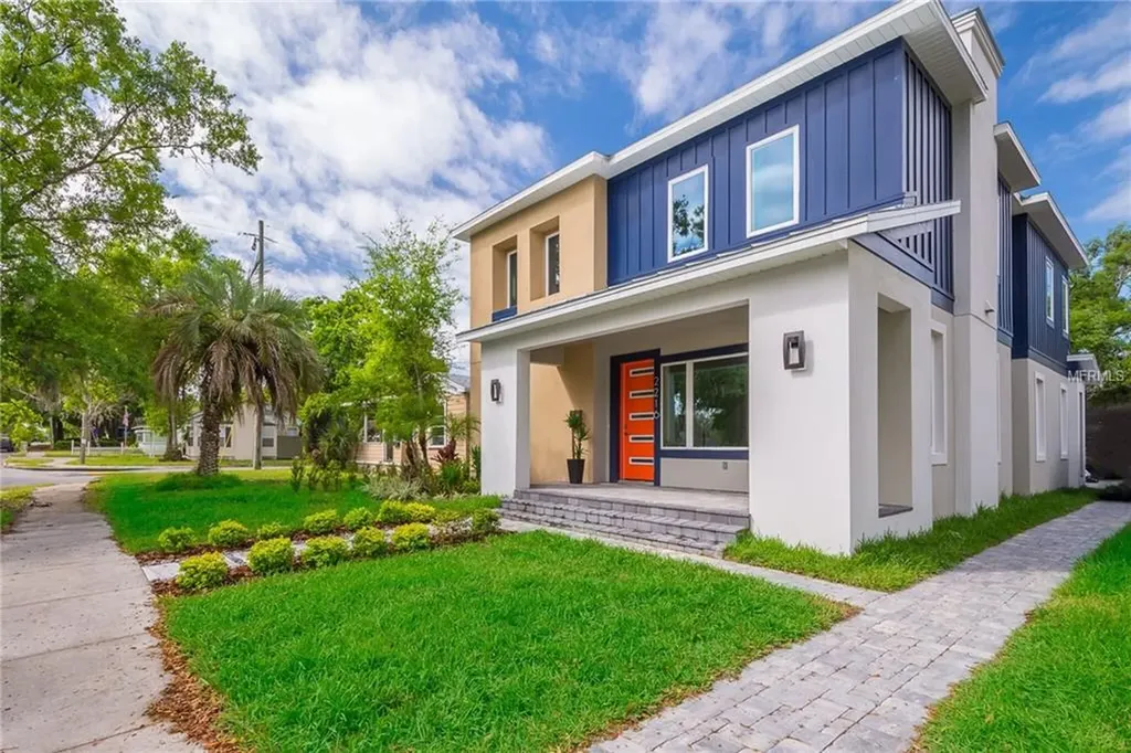 2216 Delaney Avenue Orlando FL 32806
