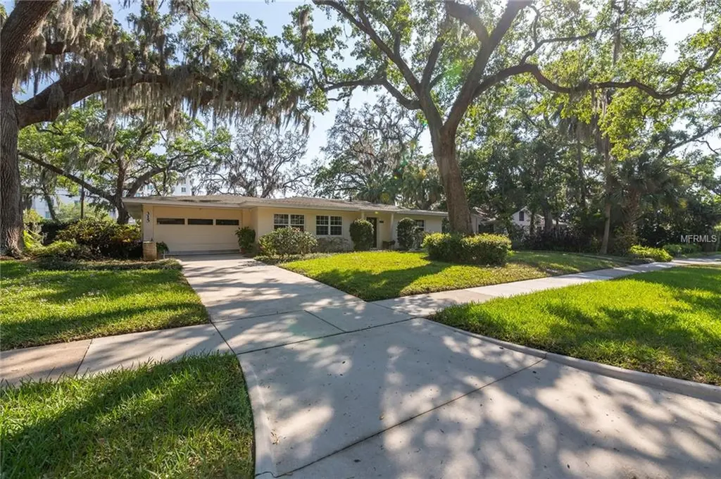 315 Lotus Path Clearwater FL 33756
