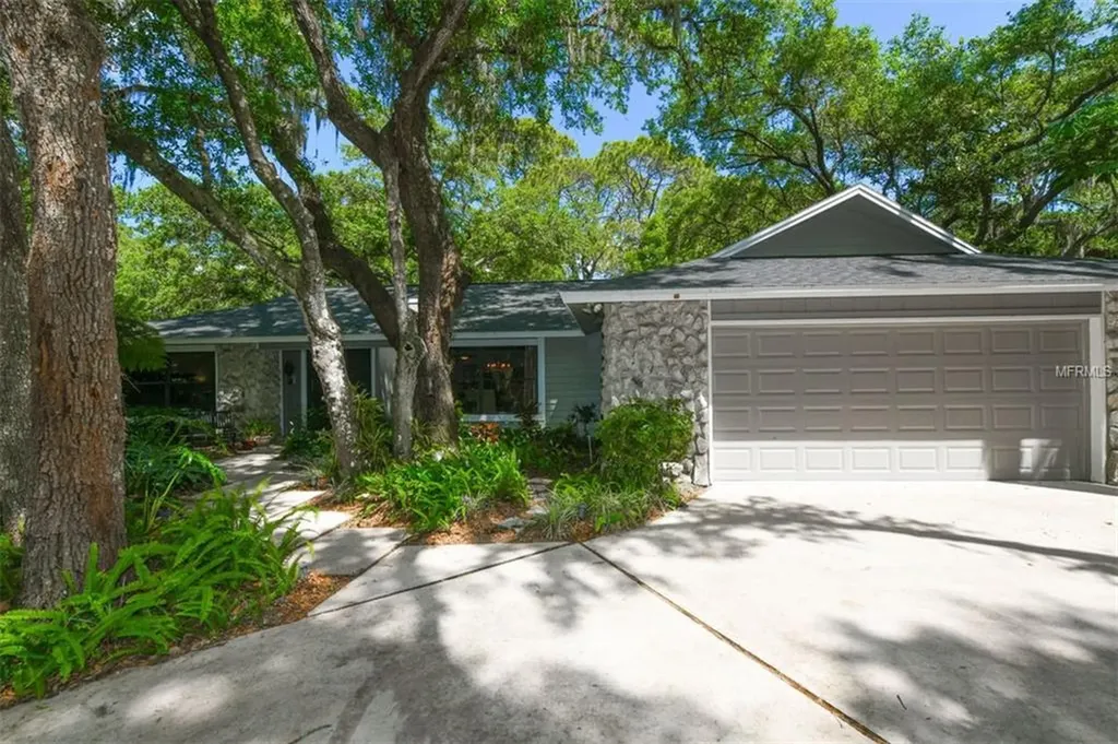2064 Misty Sunrise Trail Sarasota FL 34240