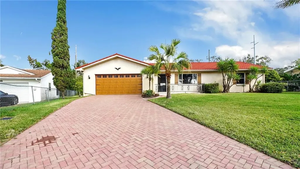 1861 Hamlin Court Mount Dora FL 32757