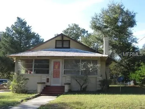 727 Mckenzie Street Leesburg FL 34748