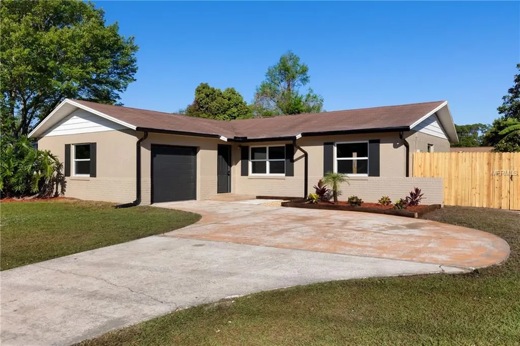 326 Live Oak Boulevard Sanford FL 32773